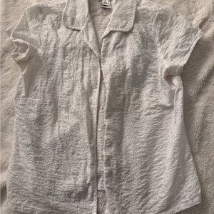 Talbots Women’s White Textured Short Sleeve Button Down